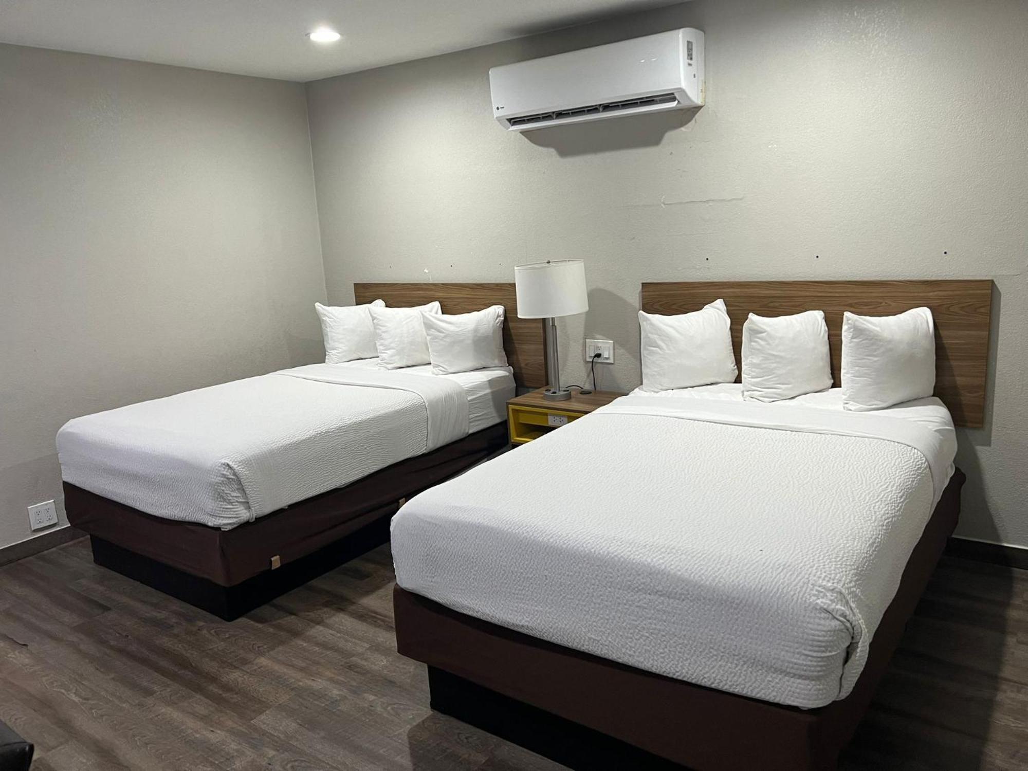 Days Inn By Wyndham El Centro Buitenkant foto
