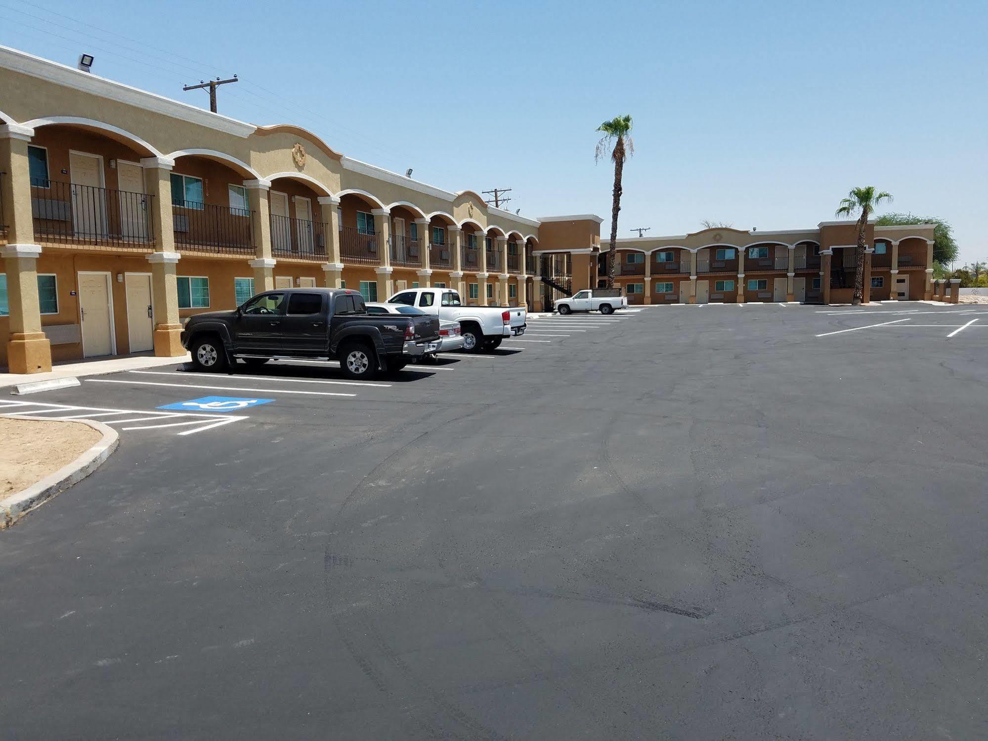 Days Inn By Wyndham El Centro Buitenkant foto
